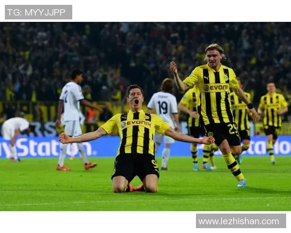 多特客场狂胜，横扫沃尔夫斯堡，全面展现球队实力