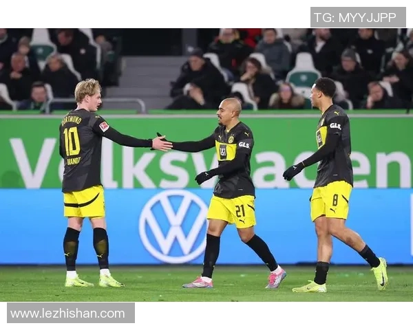 多特蒙德新赛季德甲首战告捷，开启德甲征程