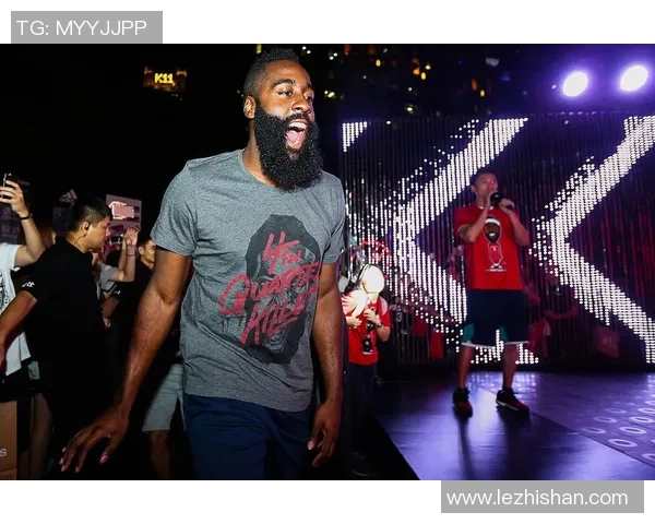 哈登加盟湖人!詹姆斯再添得分火力,球迷热议他们的黄金组合 哈登加盟湖人!詹姆斯再添得分火力,球迷热议他们的黄金组合