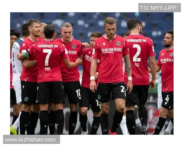 汉堡队主场告捷，继续保持不败霸主地位