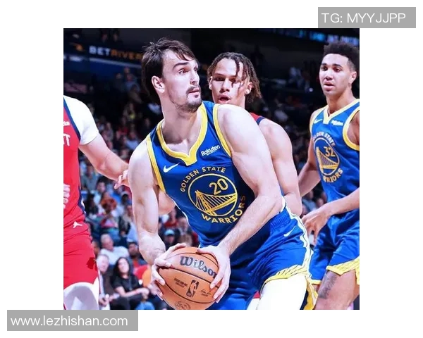 勇士官方确认汤神逐日接种疫苗,全队鼓励球员积极接种,为保护球员健康共同努力 勇士官方确认汤神逐日接种疫苗,全队鼓励球员积极接种,为保护球员健康共同努力