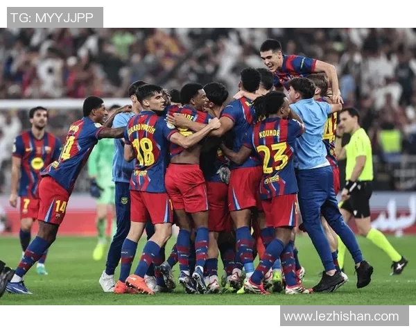 巴萨主场大胜，新赛季三连胜开局，重现辉煌